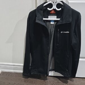 Columbia Men's Black Performance Jacket